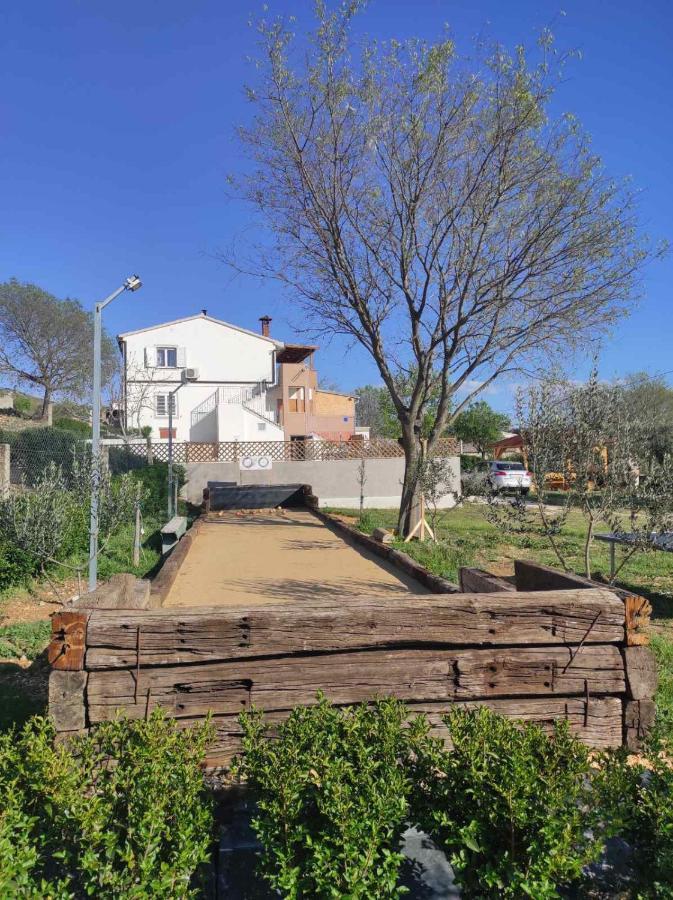 Apartamento Kuca Za Odmor Lucija Vrana  Exterior foto