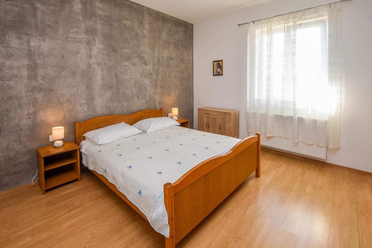 Apartamento Kuca Za Odmor Lucija Vrana  Exterior foto