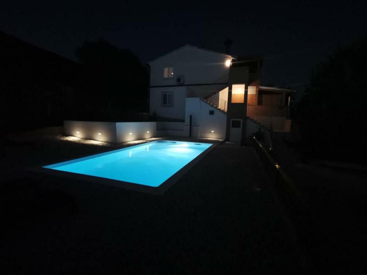 Apartamento Kuca Za Odmor Lucija Vrana  Exterior foto